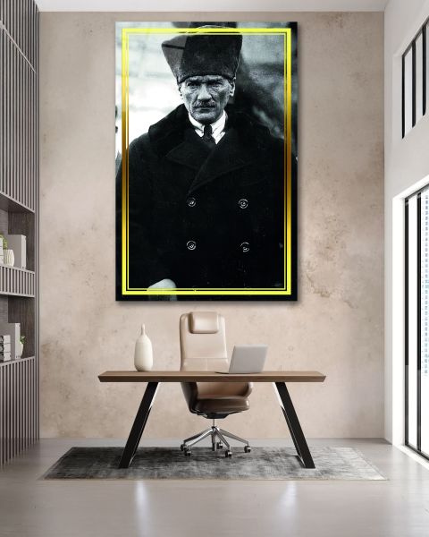 Sarı Çerçeve Görünümlü Atatürk Cam Tablo