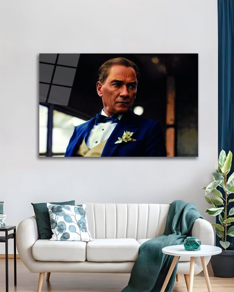 Atatürk Yan Portre Cam Tablo