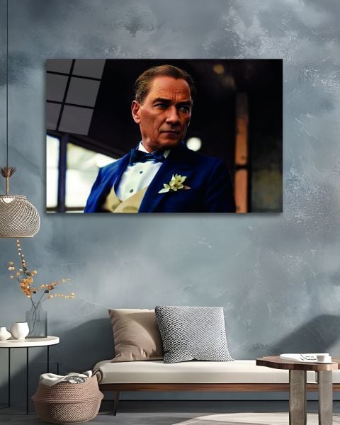 Atatürk Yan Portre Cam Tablo