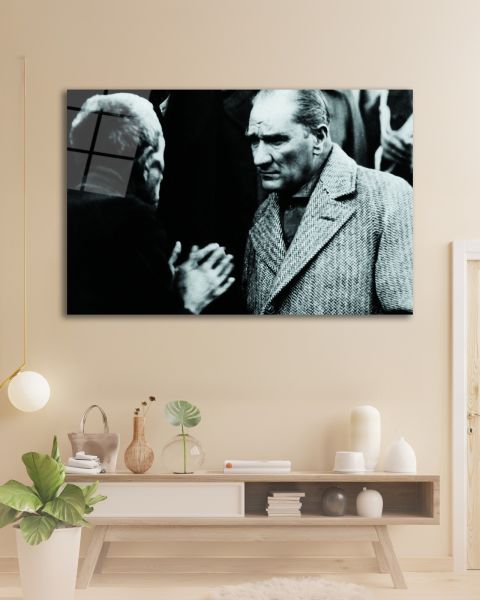 Atatürk Halktan Biriyle Cam Tablo