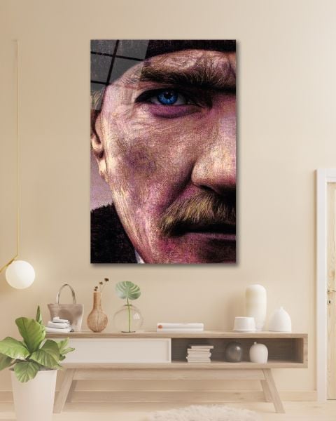 Atatürk Yarım Yüz Portresi Cam Tablo