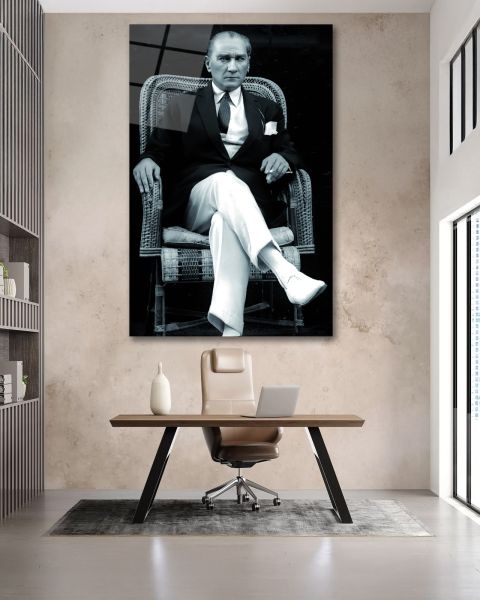 Atatürk Siyah Beyaz Cam Tablo