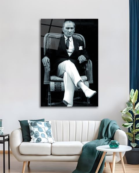Atatürk Siyah Beyaz Cam Tablo