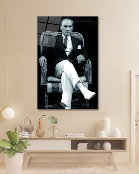 Atatürk Siyah Beyaz Cam Tablo