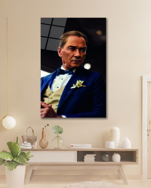 Atatürk Yan Portre Cam Tablo