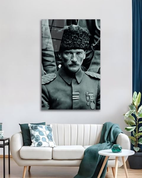 Askerlik Yılları Atatürk Siyah Beyaz Cam Tablo