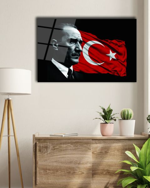 Atatrük ve Şanlı Türk Bayrağı Cam Tablo
