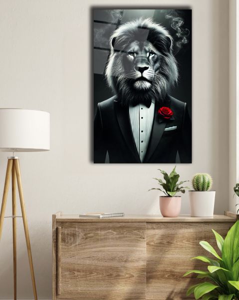 Takım Elbiseli Aslan Cam Tablo