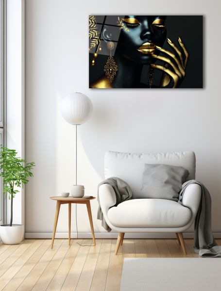 Altın Makyajlı Kadın Cam Tablo
